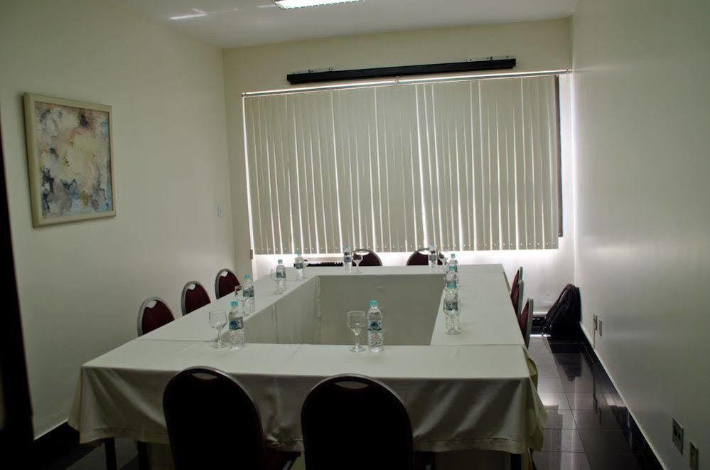 Cachoeiro Plaza Hotel Cachoeiro de Itapemirim Eksteriør bilde